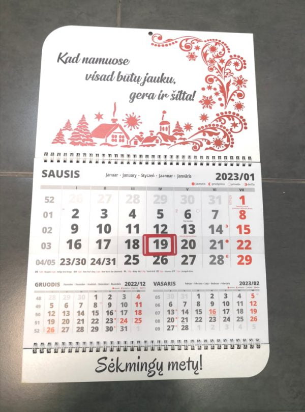 Pakabinamas kalendorius “Kad namuose visada būtų jauku”
