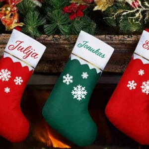 KALĖDINĖ KOJINĖ SU NORIMU VARDU (Kopija)