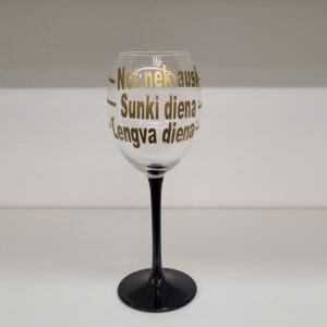 Stiklinė taurė „Gimtadienio Karalienė” (Kopija)