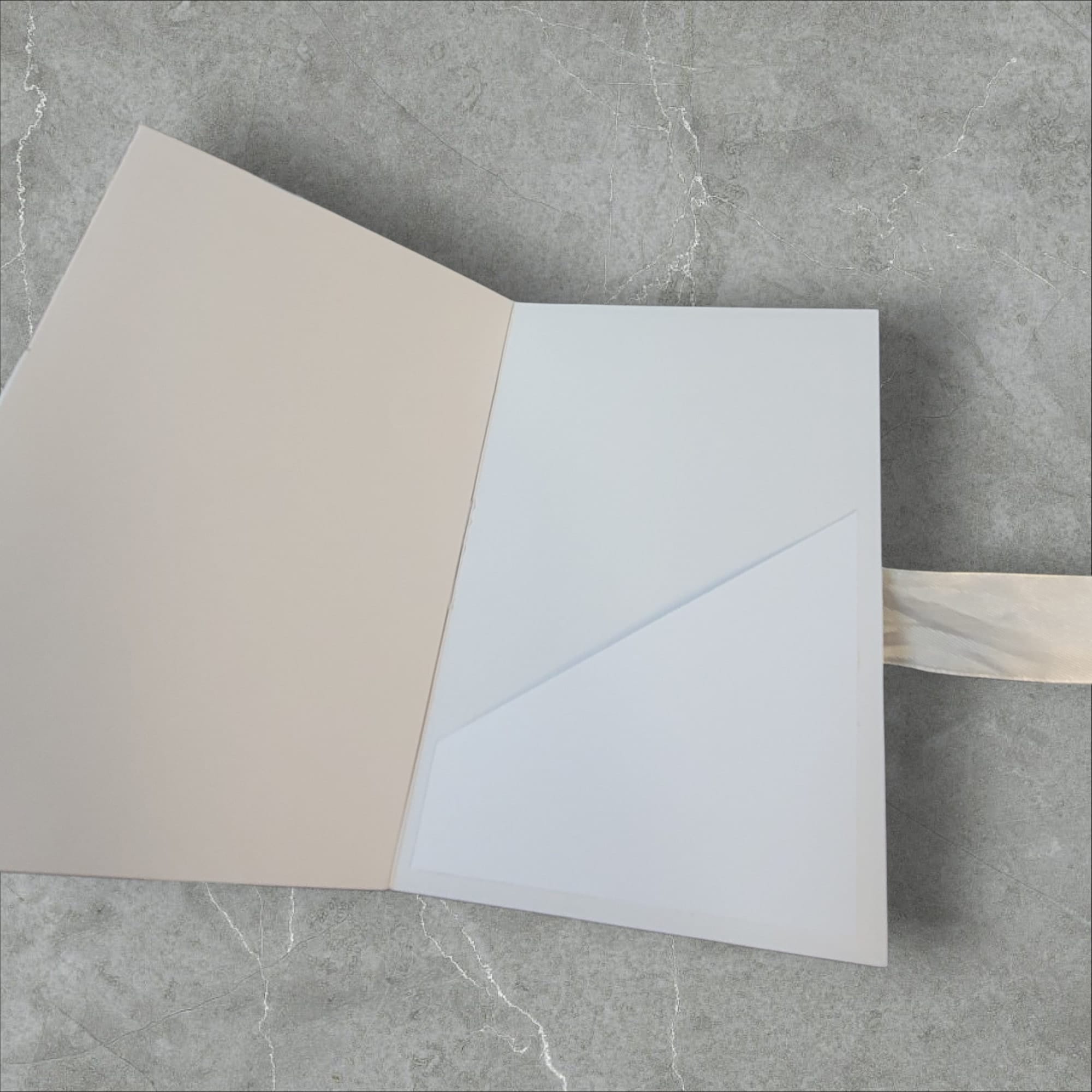 atvirutė pinigų vokelis